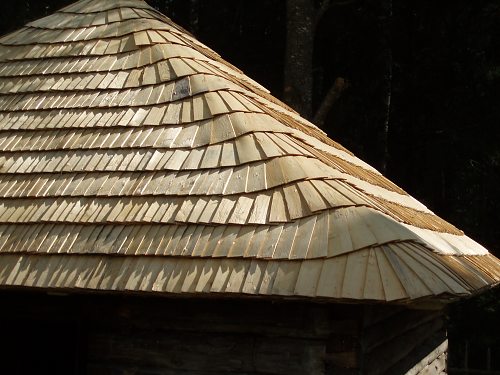  Laastukatused